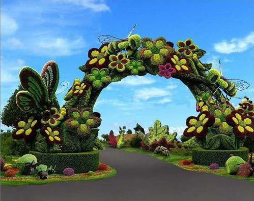 逼真孔雀開(kāi)屏五色草造型定制價(jià)格與四川廠家自產(chǎn)自銷(xiāo)代理服務(wù)